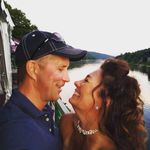 Profile Picture of Jessica Curry Carlson (@jessica_curry_) on Instagram