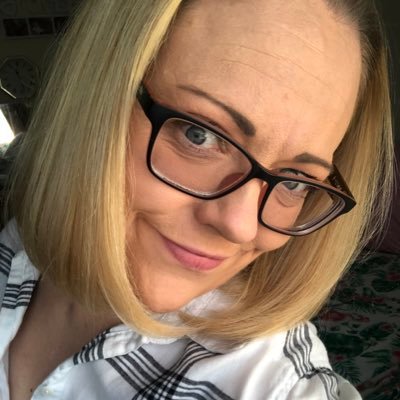 Profile Picture of Anne Marie Jeffery (@@amjeffery77) on Twitter