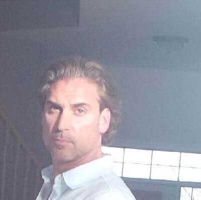 Profile Picture of Mark Zizzo (@MarkZizzo) on Twitter