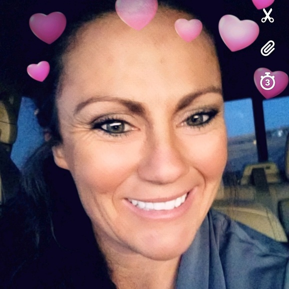 Profile Picture of Sky Stukel (@skystukel) on Poshmark