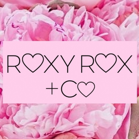 Profile Picture of Roxy Rox (@roxyrox_co) on Poshmark