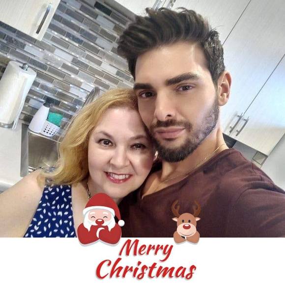 Profile Picture of Lucia Soares (@lcouto451) on Poshmark