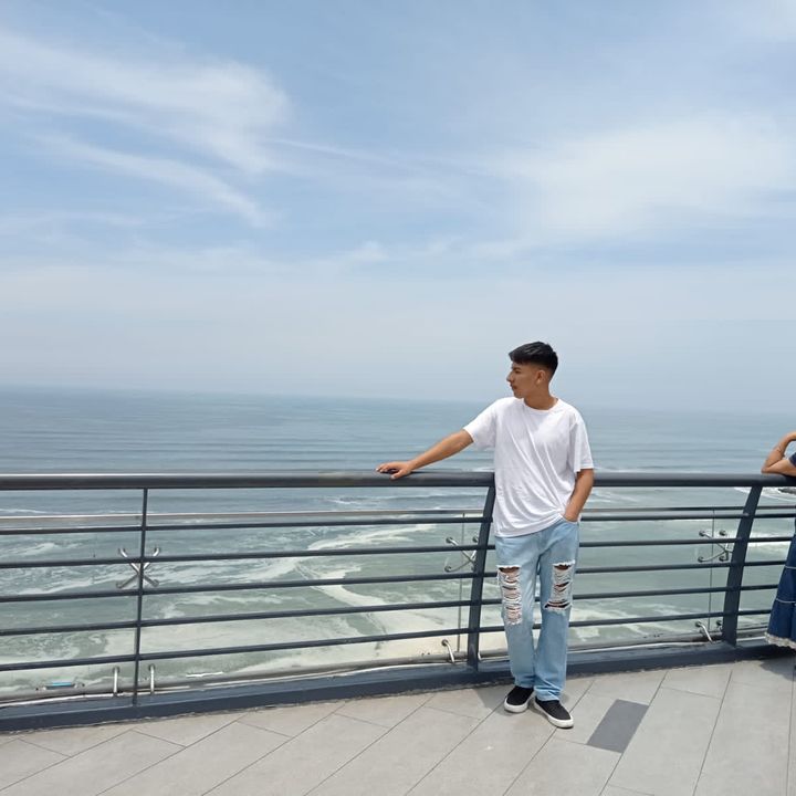 Profile Picture of Richard HT (@storht) on Tiktok