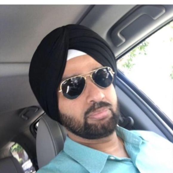 Profile Picture of Amarpal Khaira (@amarpalkhaira) on Poshmark
