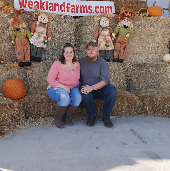 Profile Picture of Tanessa Tyger (@tanessarenee) on Poshmark