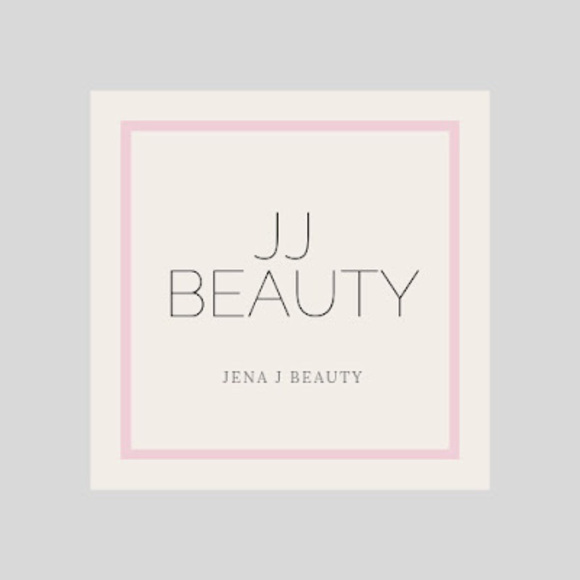 Profile Picture of Jena Johnsey (@oodlesopoodles1) on Poshmark