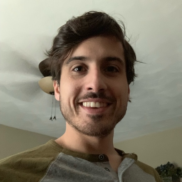 Profile Picture of Dan Fiasconaro (@dfiasco28) on Poshmark