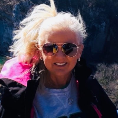 Profile Picture of Tara Shea McLaughlin (@MrsTBM) on Twitter