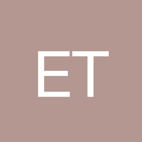 Profile Picture of Edite Teruko (@troavisbons654) on Poshmark