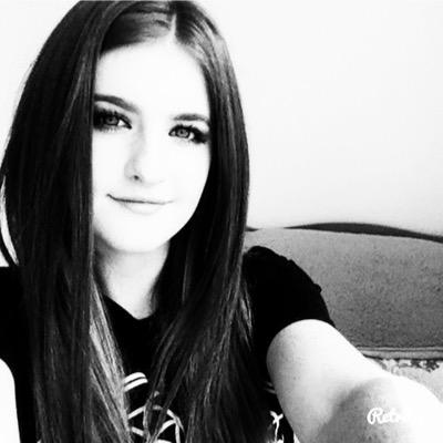 Profile Picture of Katie Fanning (@katiefanning321) on Twitter