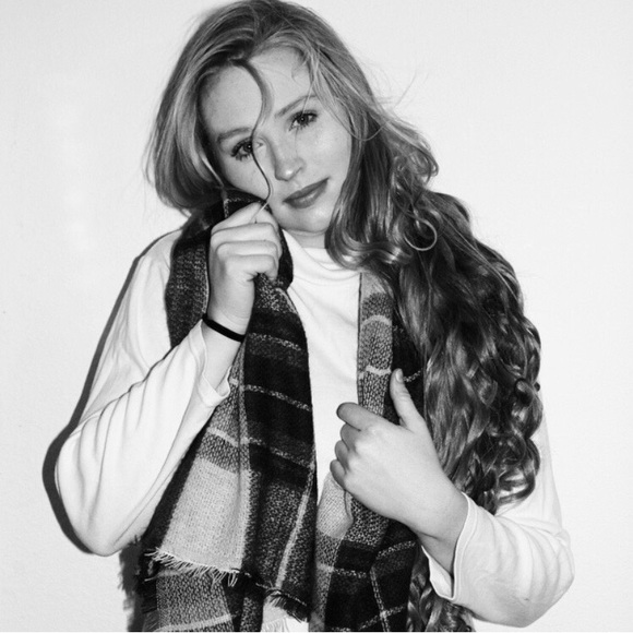 Profile Picture of Kate Basore (@basork18) on Poshmark