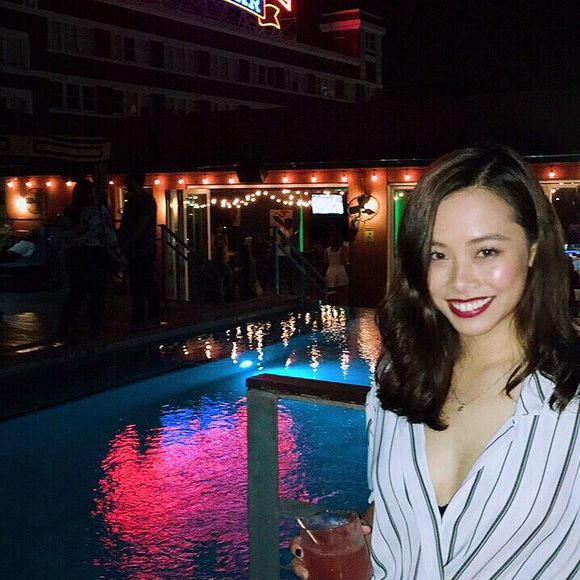 Profile Picture of Min Xiao (@mintxiao23) on Poshmark