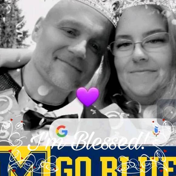 Profile Picture of Jason Vires (@jasonvires) on Poshmark