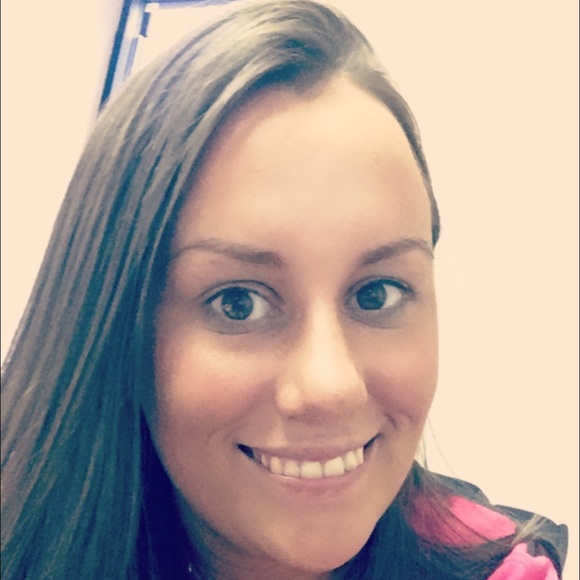 Profile Picture of Erica Roach (@bryleemom14) on Poshmark