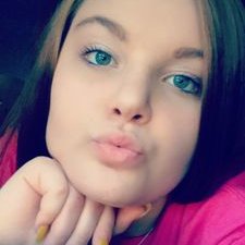 Profile Picture of Michelle Winchell (@MichelleWinch20) on Twitter