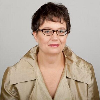 Profile Picture of Paula Louise Simons (@PaulaticsLive) on Twitter