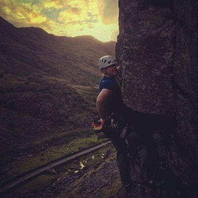 Profile Picture of Steve Bingham (@SteveBingham15) on Twitter