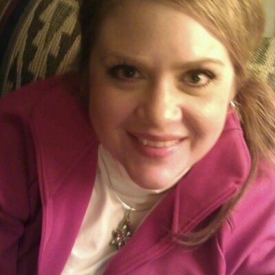 Profile Picture of Christine burnside (@kitabee23) on Twitter