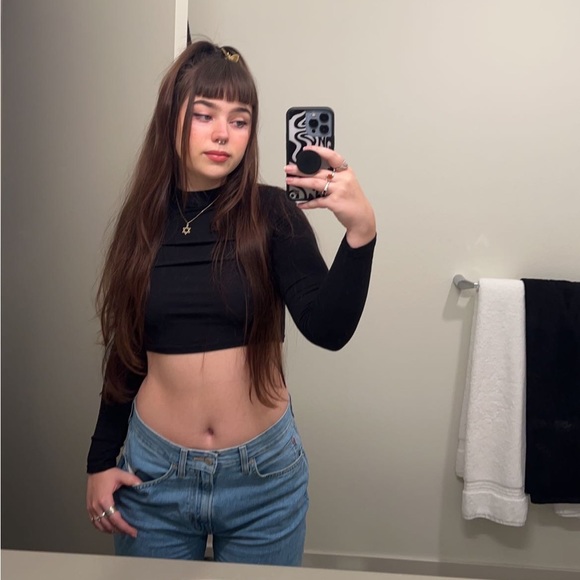 Claire Talbot - Poshmark Profile Picture of Claire Talbot (@clairetalbot258) on Poshmark