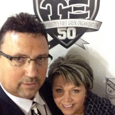 Profile Picture of David & Janet Blair (@davidjanetblair) on Twitter