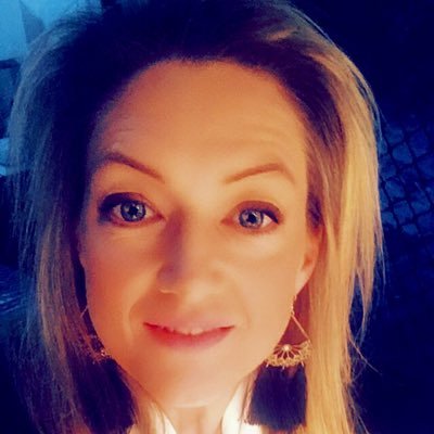 Profile Picture of Julie Orr (@jules010471) on Twitter