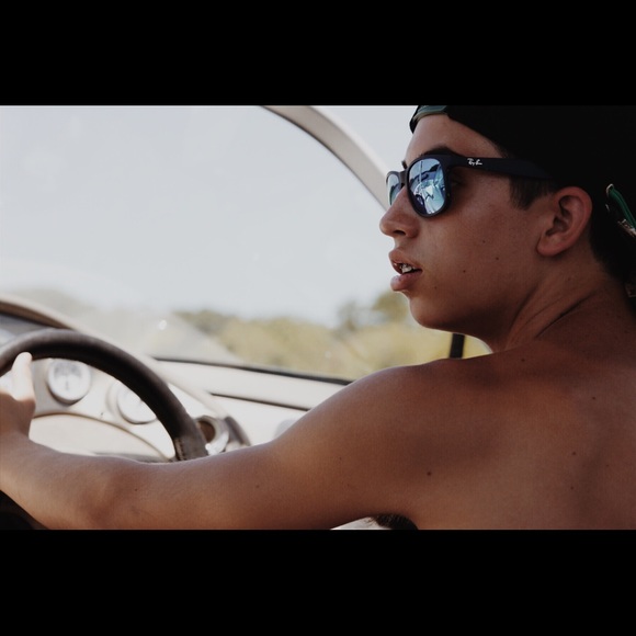 Caleb Buras - Poshmark Profile Picture of Caleb Buras (@calebburas) on Poshmark