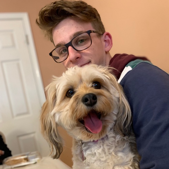 Profile Picture of Adam Fields (@adamfields706) on Poshmark