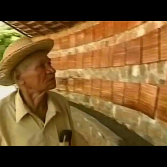 Febe Lara - Poshmark Profile Picture of Febe Lara (@larar89) on Poshmark