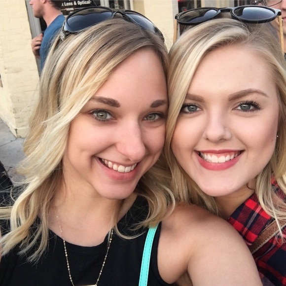 Profile Picture of Kaitlynn Borsody (@kharkonen8214) on Poshmark