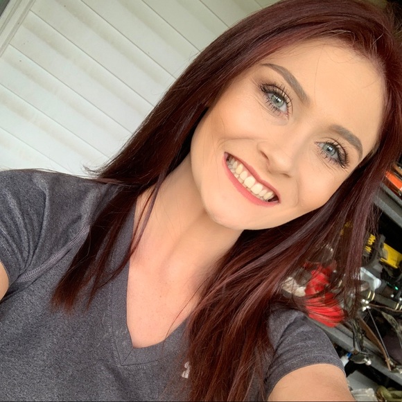 Profile Picture of Brooklyn Riscili (@briscili) on Poshmark