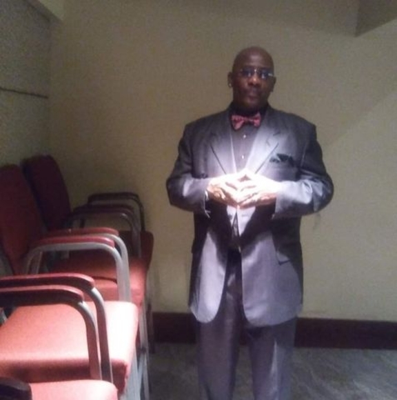 Profile Picture of Maurice Smalls (@smallsmaurice88) on Poshmark