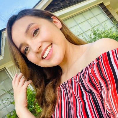 Profile Picture of Abigail Flores (@ab_zamo) on Twitter