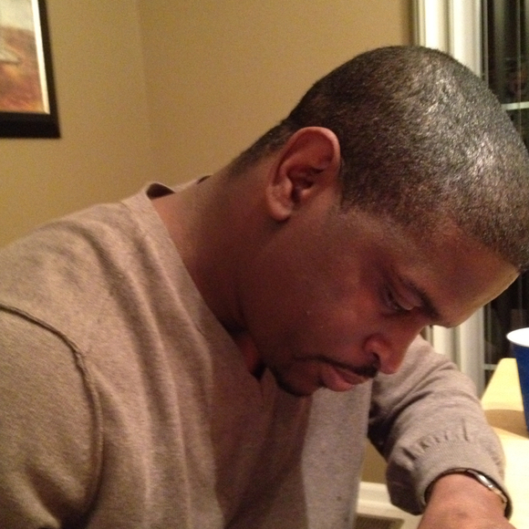 Profile Picture of Eric Summers (@esummers71276) on Poshmark