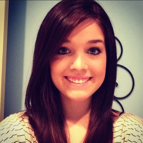 Mikaela Davis - Poshmark Profile Picture of Mikaela Davis (@mikaeladxoxo) on Poshmark