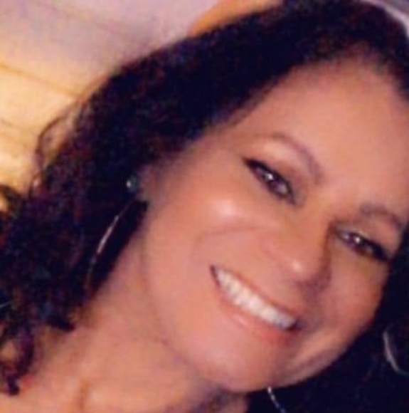 Profile Picture of Yolanda Rivera-pastor (@yoli118) on Poshmark