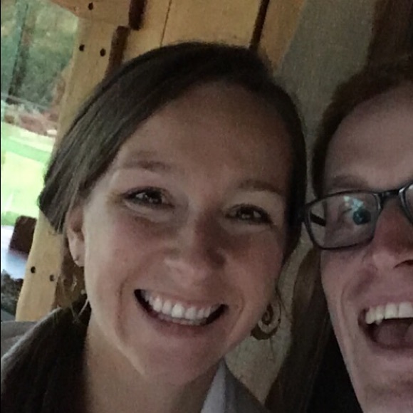 Erin Balay - Poshmark Profile Picture of Erin Balay (@eebalay) on Poshmark