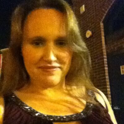 Profile Picture of Lori Jakubowski (@Lori_Jakubowski) on Twitter