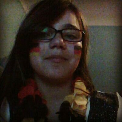 Profile Picture of Lea Becker (@leabecker1208) on Twitter