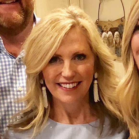 Profile Picture of Cathy Mitchell (@cathmitchmom) on Poshmark
