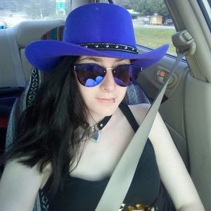 Profile Picture of Savannah Taylor (@kateri_fae) on Myspace