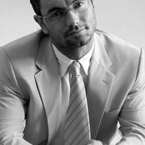 Profile Picture of Mark Weiser (@AntonBell10) on Twitter