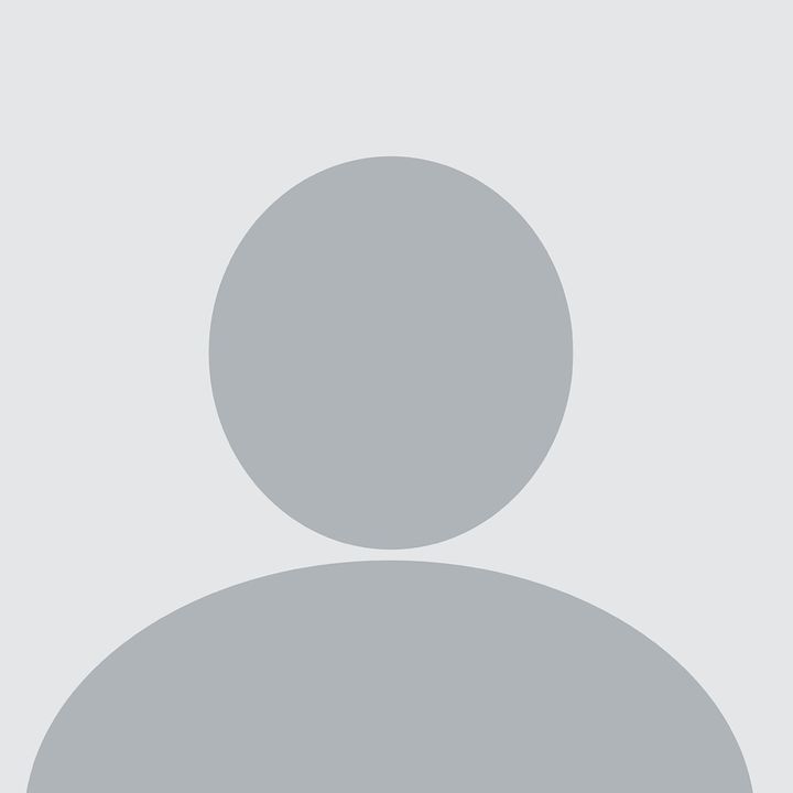 Profile Picture of mari (@peek) on Tiktok