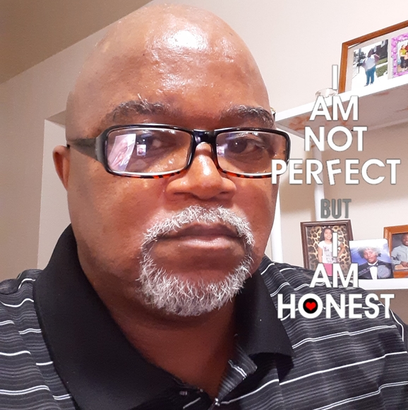 Profile Picture of Michael Farmer (@mikefarmer1960) on Poshmark