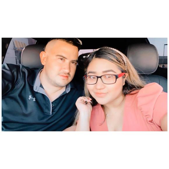 Profile Picture of Paulina Longoria (@paulinaa_24) on Poshmark