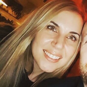 Profile Picture of SWARWRK (@JuliaCave6) on Twitter