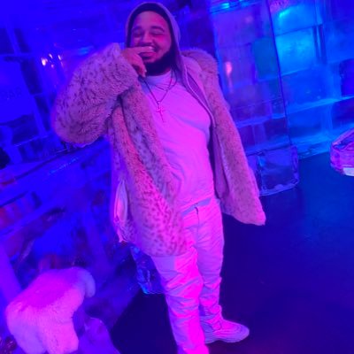 Profile Picture of Nate Hendrix (@shouldabeennate) on Twitter