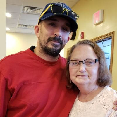 Profile Picture of Debbie Wainwright (@DebbieWainwri19) on Twitter