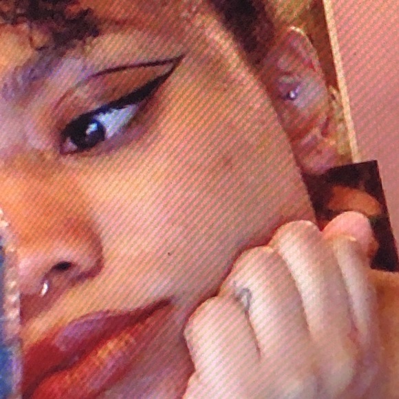 Profile Picture of Chinea Rodriguez (@cxtine) on Poshmark