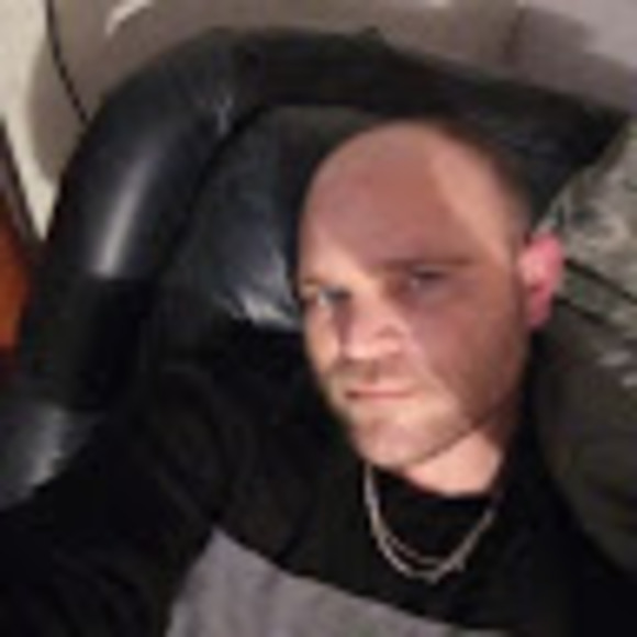 Profile Picture of Keith Wiederhold (@keithwiederhold) on Poshmark