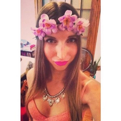 Profile Picture of Julia Losee (@JuliaLosee) on Twitter